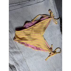 Adore Me size M scrunchy butt cheeky swim bottoms